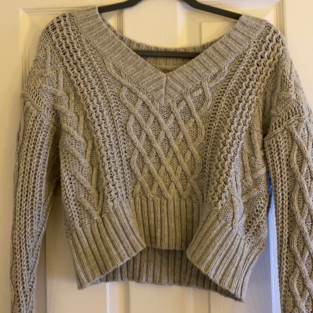 gray cropped sweater